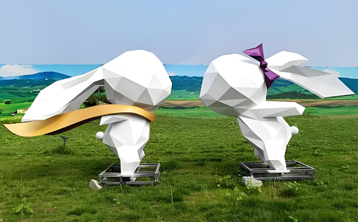 不銹鋼幾何動(dòng)物雕塑--以幾何為筆，重繪動(dòng)物的第二生命