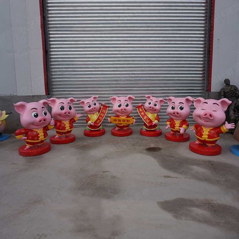 玻璃鋼卡通豬，豬年吉祥物雕塑