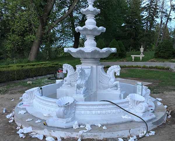 石雕噴泉廠(chǎng)家關(guān)于噴泉擺放的意義
