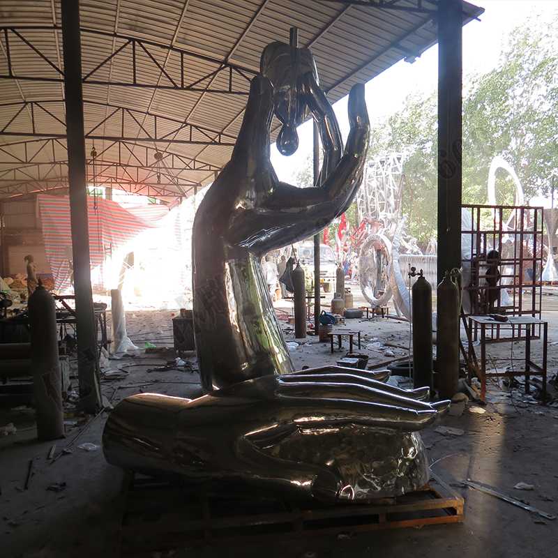 水滴景觀雕塑，不銹鋼手托水滴雕塑，景觀水滴雕塑