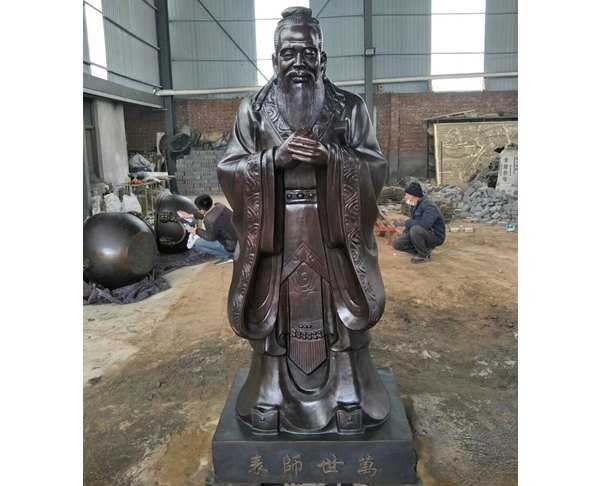 玻璃鋼人物雕塑有什么特點(diǎn)呢？